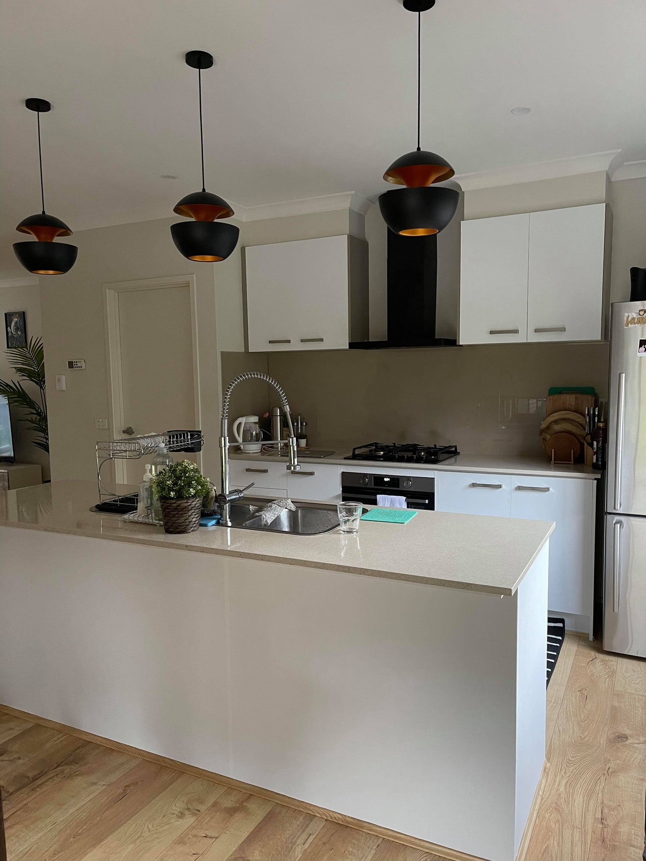 How to Wrap a Kitchen Benchtop Yourself with interior vinyl